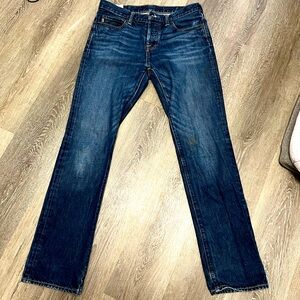 Abercrombie and ditch denim jean mens 32  x 34